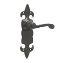 Antique Fleur De Lys Suite Lever on Plate | Latch