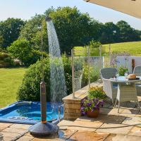 Hozelock | Outdoor Solar Shower